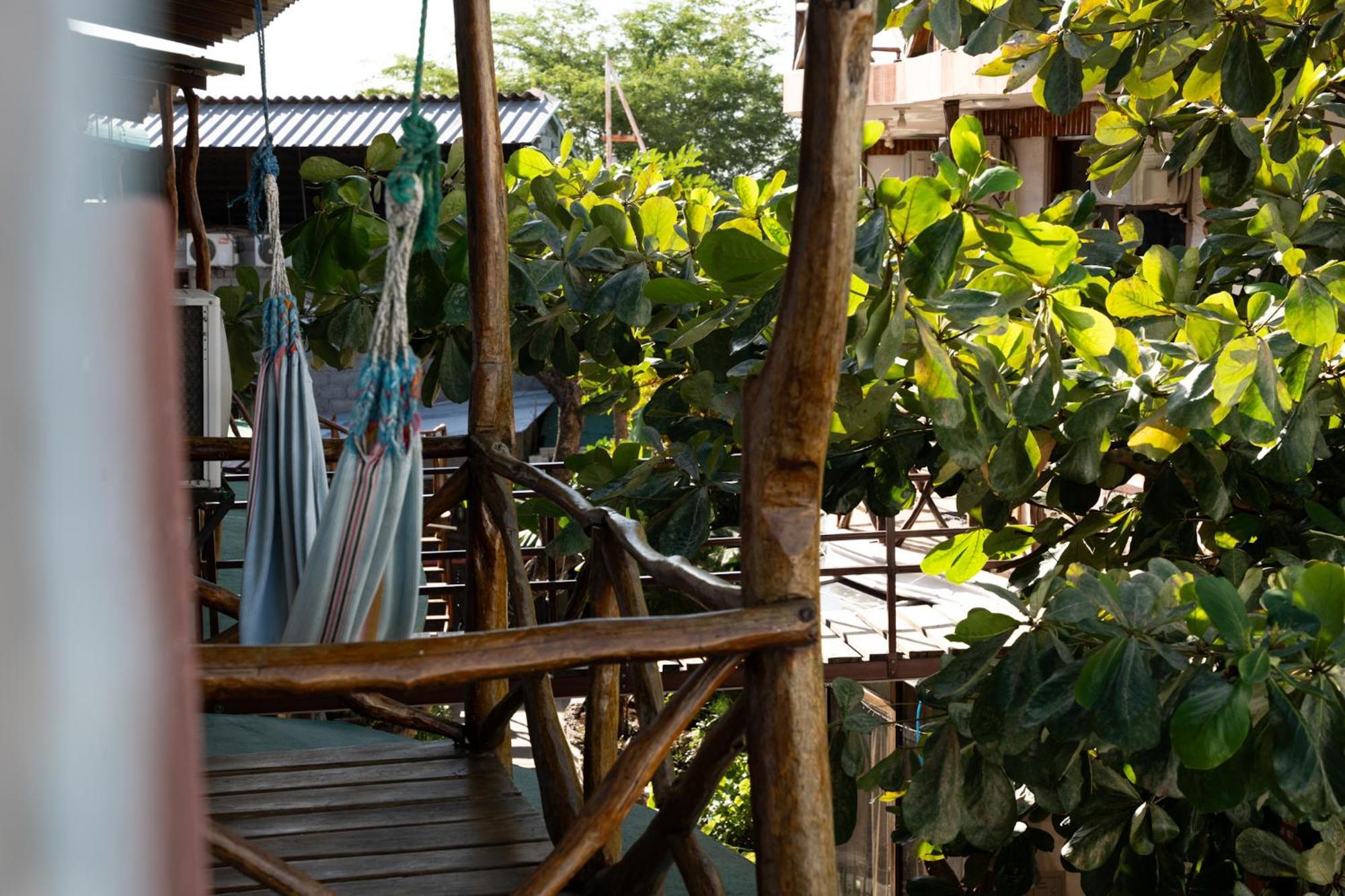 Hotel Miconia Puerto Baquerizo Moreno Exterior photo