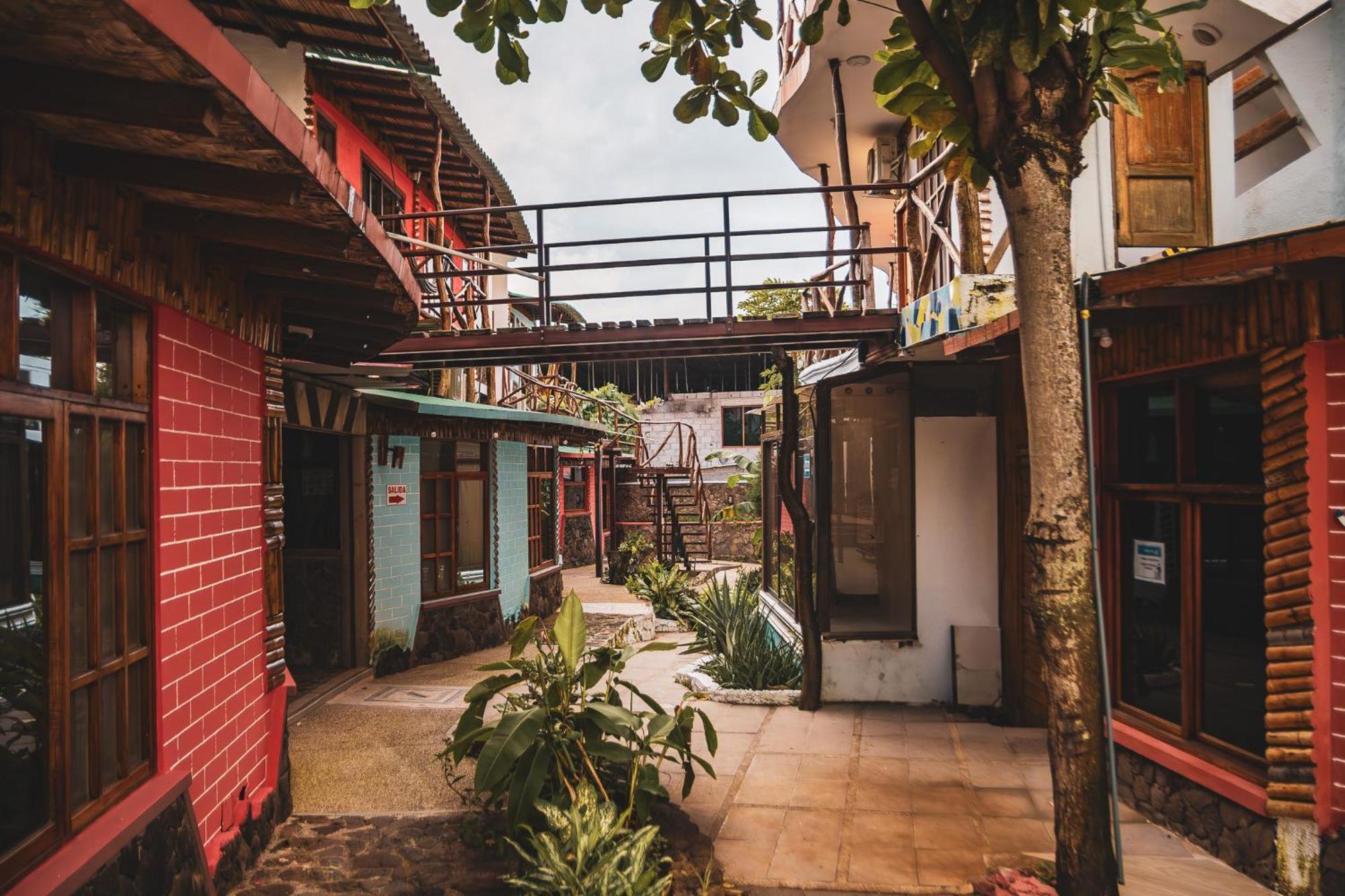 Hotel Miconia Puerto Baquerizo Moreno Exterior photo