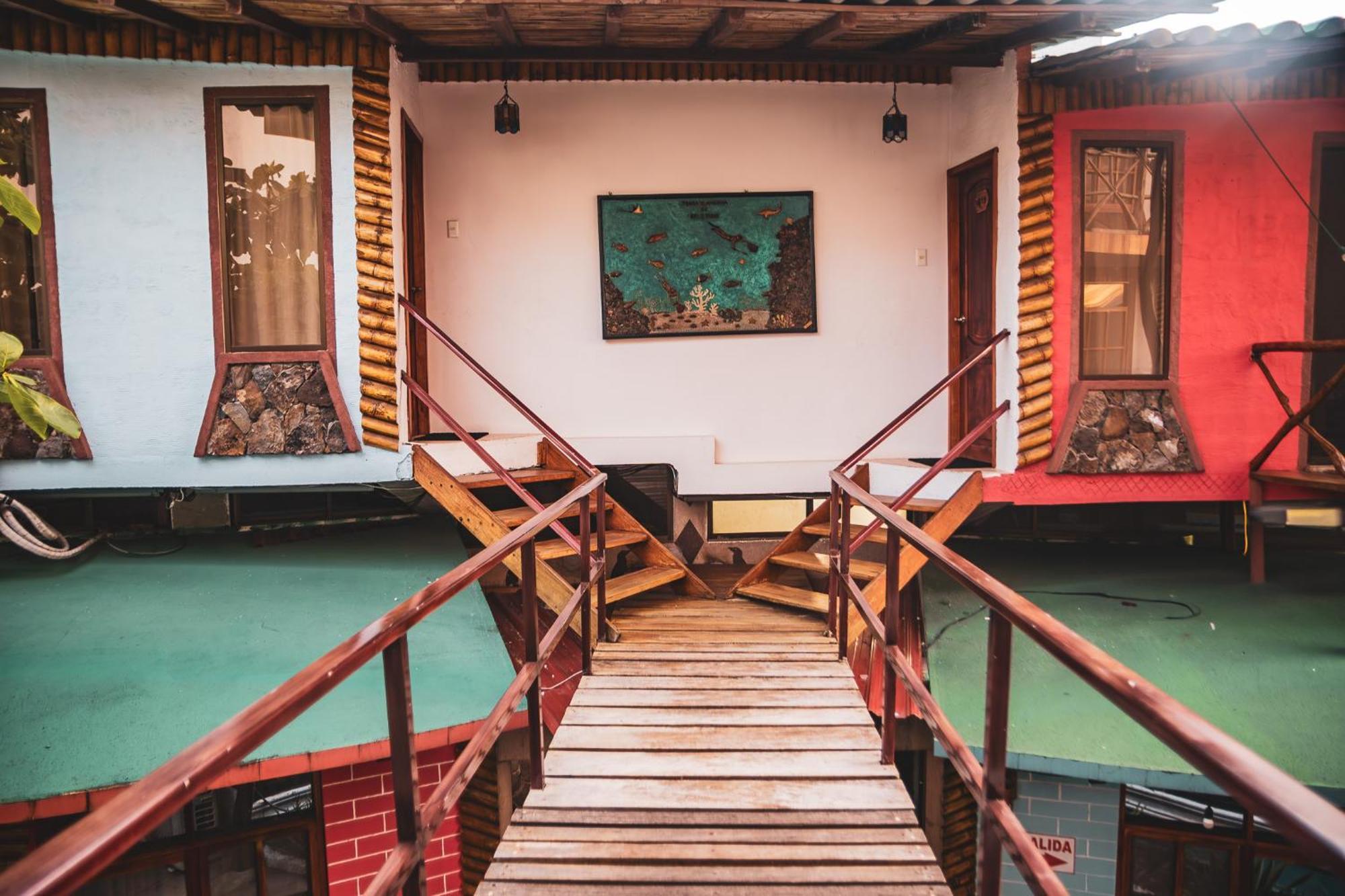 Hotel Miconia Puerto Baquerizo Moreno Exterior photo
